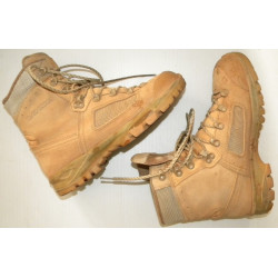 Paire de Rangers Zone Désertique Lowa Armée Française Occasion