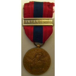 Médaille Défense Nationale "Bronze" 2ème Type mate + agraphe "Infanterie" 2ème Type