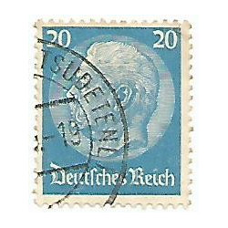 Timbre poste Maréchal Von Hindenburg 20 Pfennig bleu clair oblitéré