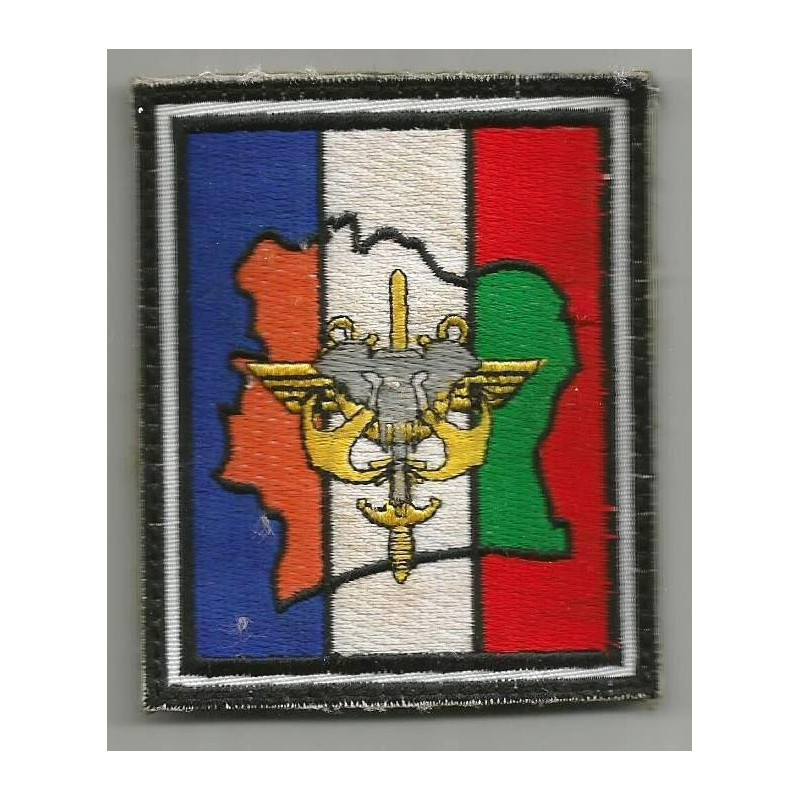 Ecusson velcro "M.C.D." en Côte d'Ivoire