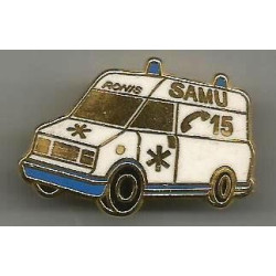 Pin's SAMU 15 porté par les Sapeurs Pompiers de Garde aux Urgences d'Hôpitaux