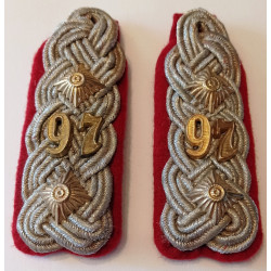 Paire d'épaulettes de Colonel du 97ème régiment d'Artillerie - Stalingrad/Belgique