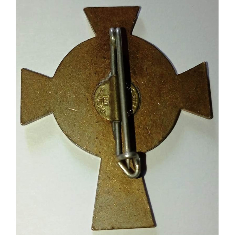 UN INSIGNE PÈLERINAGE militaire international Lourdes 1967. EUR 7,90 - FR