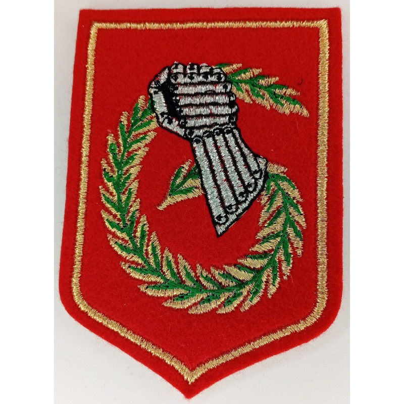 Ecusson de la 6ème Brigade Légère Blindée fond feutre à coudre