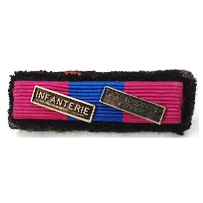 Ancien Placard de Rappel Médaille de la Défense Nationale "Bronze" avec Agrafes "Infanterie" + "Forces Françaises en Allemagne"