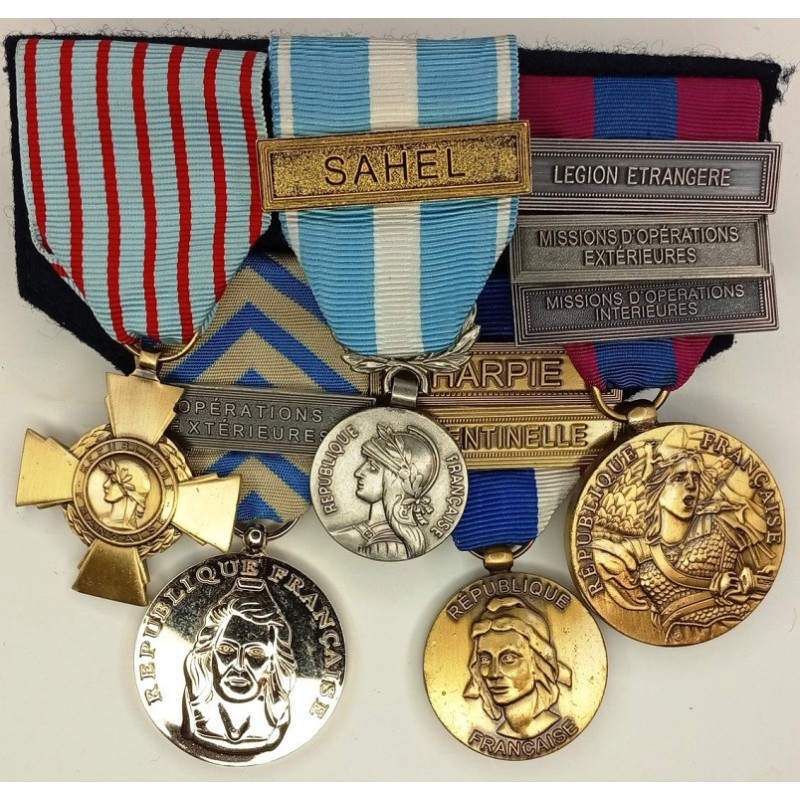 Placard de 5 Médailles - Légion Etrangère - Guerre Sahel Placard de 5 Médailles - Légion Etrangère - Guerre Sahel