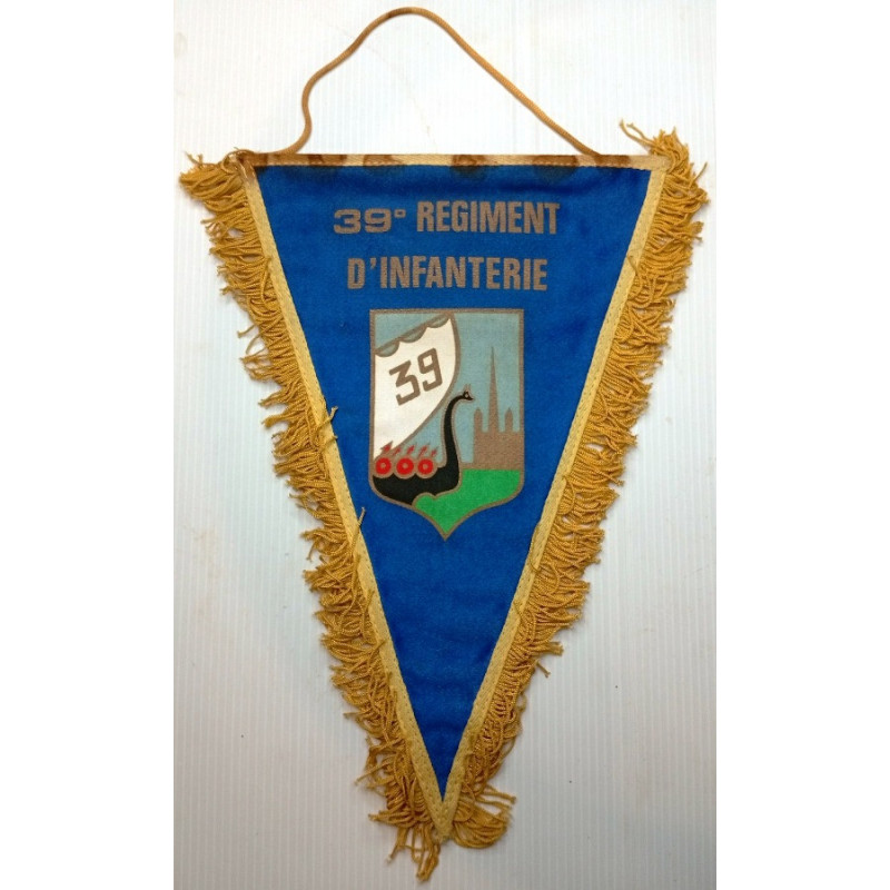 Grand Fanion du 39ème Régiment d'Infanterie - Normandie