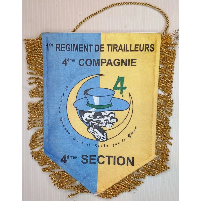 Fanion 4ème Compagnie 4ème Section du 1er Régiment de Tirailleurs