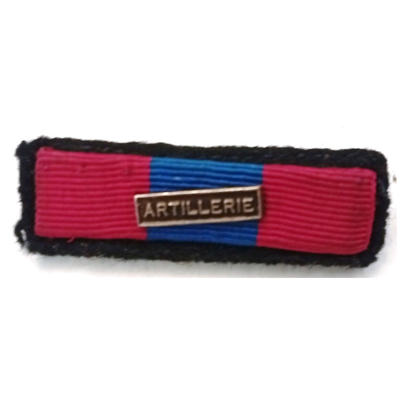 Barrette sur support de médaille de la Défense Nationale "Bronze" avec agrafe "Artillerie"