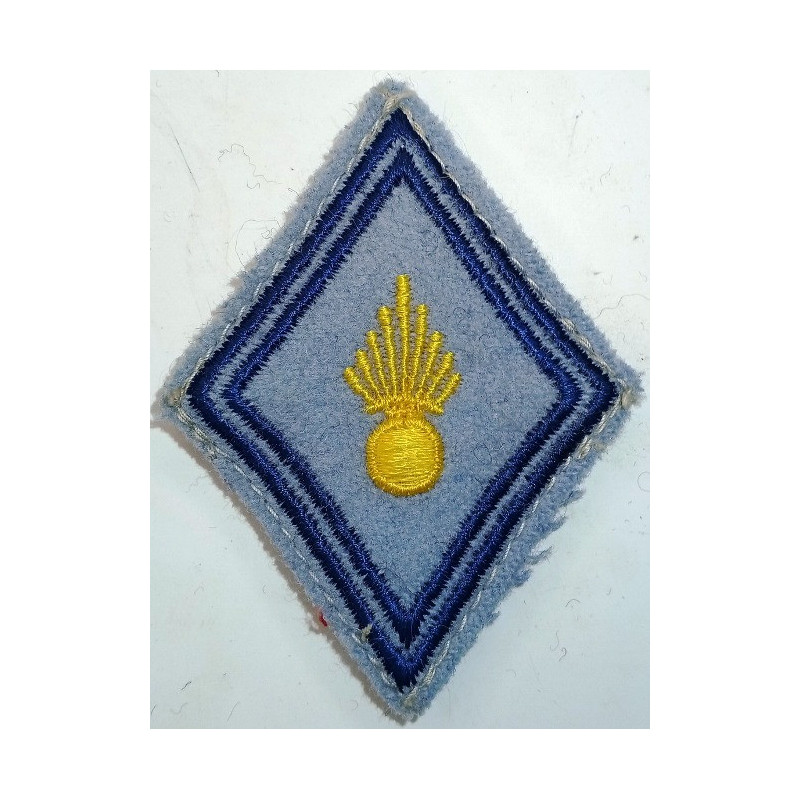 Losange de bras des Ecoles Militaires InterArmes / E.M.I.A. à crochets (1)