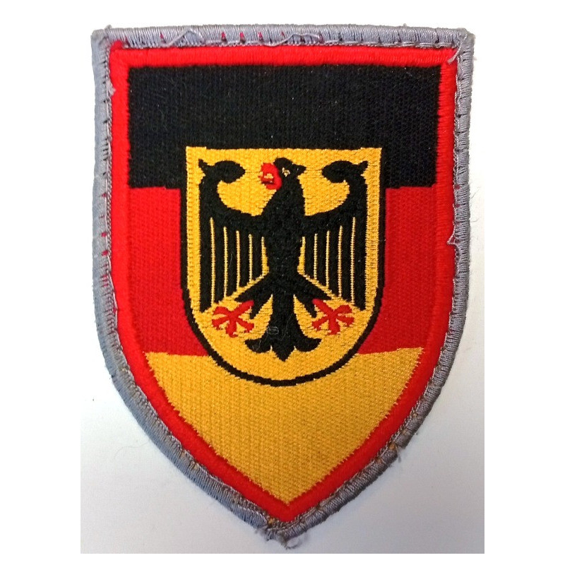 Bundeswehr : Ecusson des Bureaux Militaires Centraux de la Zone des Forces Armées MMVg à coudre