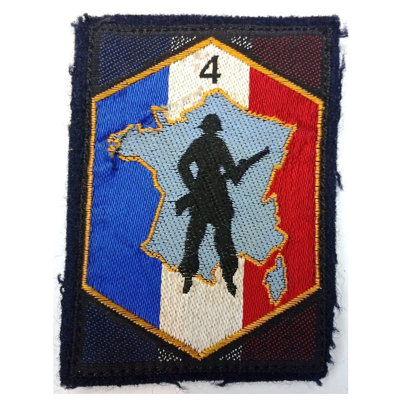 Ecusson tissu de la 4ème Région Militaire à crochets