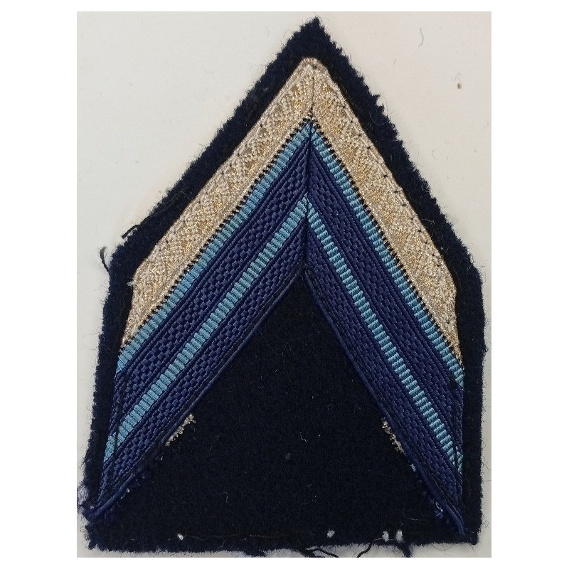 Grade de bras de Brigadier-chef Appelé du Contingent à coudre