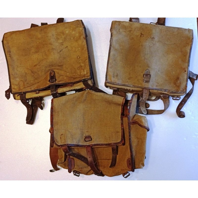 Lot de 2 Havresacs As de Carreau Modèle 1893 et 1 Havresac Modèle 1935 - Jus Guerre 39/40 Lot de 2 Havresacs As de Carreau Modèle 1893 et 1 Havresac Modèle 1935 - Jus Guerre 39/40