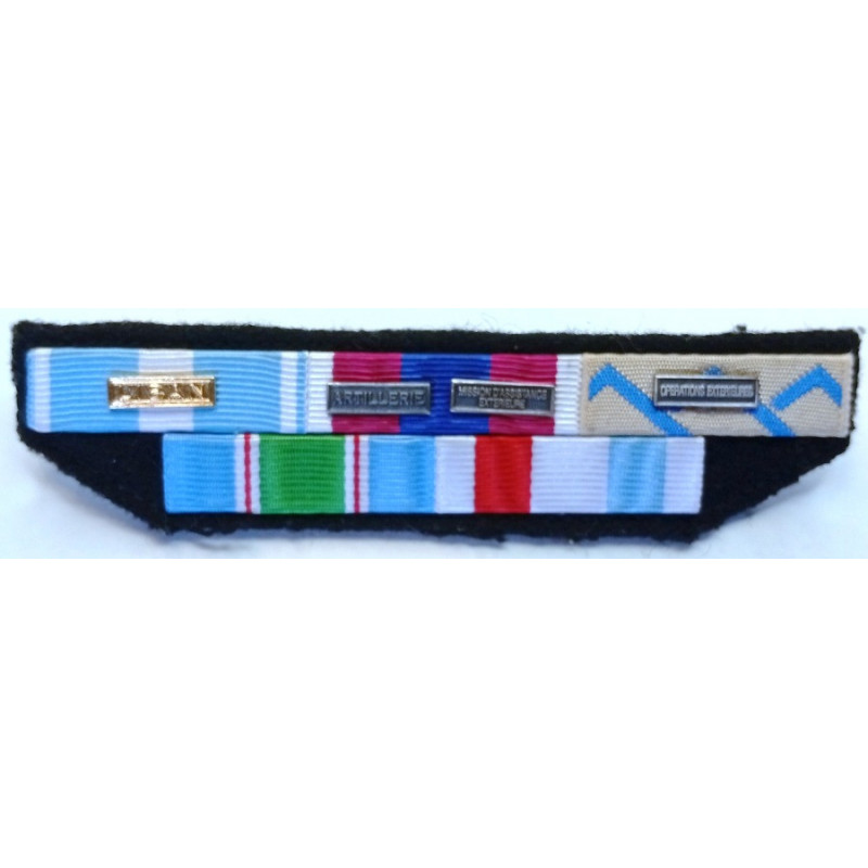 Placard de 5 Rappels de Médailles - Artillerie - Guerre du Liban Placard de 5 Rappels de Médailles - Artillerie - Guerre du Liban