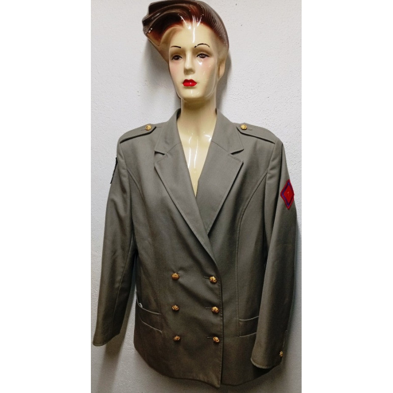 Veste TDF Femme Artillerie "1ère Division Blindée" : 1er Régiment d'Artillerie Sous-Officier/Officier + Bouton de Tradition Veste TDF Femme Artillerie "1ère Division Blindée" : 1er Régiment d'Artillerie Sous-Officier/Officier + Bouton de Tradition