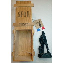 Collection Statues des Militaires de la Force de Stabilisation en Bosnie-Herzégovine SFOR OTAN - Guerre d'Ex-Yougoslavie