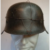 Casque Luftwaffe Modèle 1942 avec Insigne camouflé 3 tons Normandie et grillagé - Jus Combat intouché WW2