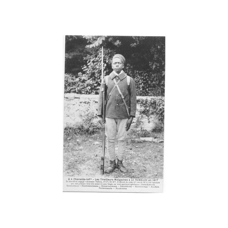 Carte Postale : Tirailleur Malgache de la 4ème Compagnie du 13ème Bataillon à La Tremblade en 1917 (2)