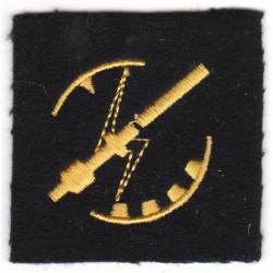 Insigne de spécialité tissu Marine Nationale: Mécanicien d'armement Officier-marinier