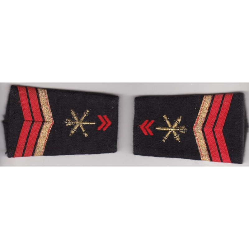 Paire de fourreaux d'épaule de Caporal-chef Artillerie