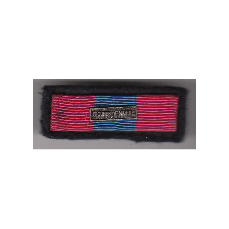 Barrette sur support de médaille de la Défense Nationale "Bronze" avec agrafe "Troupes de Marine" Barrette sur support de médaille de la Défense Nationale "Bronze" avec agrafe "Troupes de Marine"